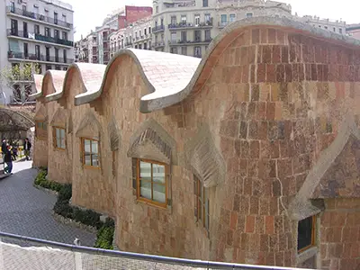 Sagrada Família Schools Antoni Gaudi